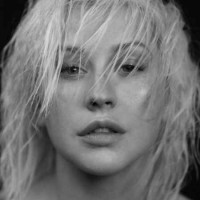 Christina Aguilera - Fall In Line (feat. Demi Lovato)